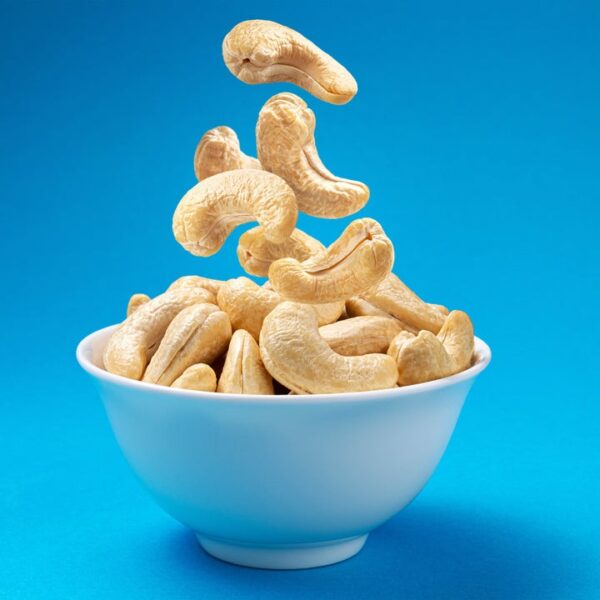 Cashew whole (Large) - Image 2